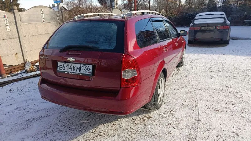 Chevrolet lacetti 1.6 mt, 2007, 216 000 км машина на полном ходу обслужена, масла свечи фильтра заменил есть чеки, два ключа книга + два комплекта калёс на дисках отдам хорошим людям, камера заднего вида сигнализация кондиционер все работает. цена 510 тысяч рублей +79495861645, +7949 3313074 город донецк. - фотография - 8