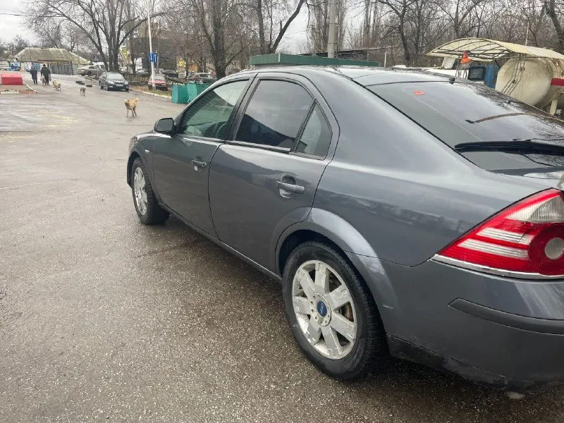 Продам надежный автомобиль проверенный временем ford mondeo 2003 года выпуска. 2.0 бензин самый надежный мотор, коробка автомат работает без пинков и рывков !!! автомобиль в хорошем состоянии как по технике и по косметике ! по кузову все целое ! комплектация: гур, климат контроль, 4 стеклоподъемника, подогрев сидений, электропривод сидений, обогрев переднего и заднего стекла, электрозеркала, установлена хорошая android магнитола. авто с полным переоформлением в мрэо. цена 440 тыс. руб. хороший торг у капота автомобиля !!! номер телефона +79497037448 +79497037448 осмотр г. макеевка. 📞 звоните: +7(949)7037448 - фотография - 4