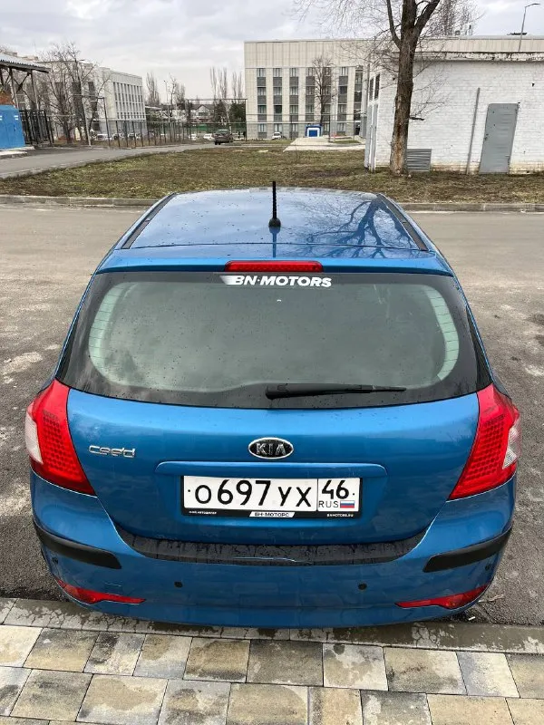 Продам kia сид в прекрасном состоянии. Все работает в штатном режиме. Сухой не дымит не троит масло не кушает. Акпп переключает плавно без пинков (масло поменяно на 180т. Км). В дтп машина не была, все стекла заводские включая лобовое. Подвеска не скрипит не стучит. Салон опрятный. Двухзонный климат контроль, абс, есп, мульти руль все работает в штатном режиме. Автомобиль не требующий вложений который подойдет как парням так и девушке. Цена 770000тыс. ₽ торг. +79497317989 остались вопросы пишите или звоните. Действующая диагностическая карта
📞 Звоните: +7(949)7317989 - фотография - 4