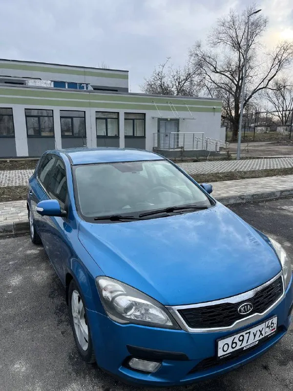 Продам kia сид в прекрасном состоянии. Все работает в штатном режиме. Сухой не дымит не троит масло не кушает. Акпп переключает плавно без пинков (масло поменяно на 180т. Км). В дтп машина не была, все стекла заводские включая лобовое. Подвеска не скрипит не стучит. Салон опрятный. Двухзонный климат контроль, абс, есп, мульти руль все работает в штатном режиме. Автомобиль не требующий вложений который подойдет как парням так и девушке. Цена 770000тыс. ₽ торг. +79497317989 остались вопросы пишите или звоните. Действующая диагностическая карта
📞 Звоните: +7(949)7317989 - фотография - 7