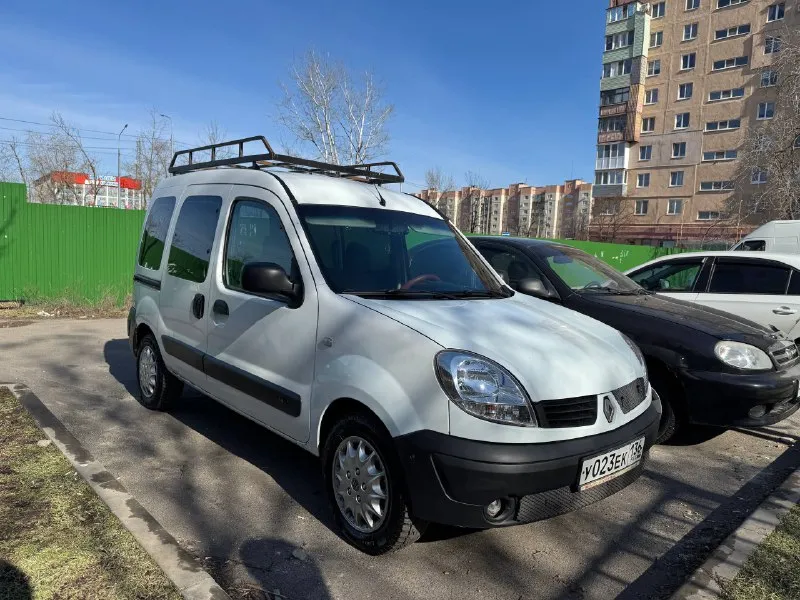 Renault kangoo цена - 398.000₽ город - мариуполь год выпуска - 2008 пробег - 365.000 топливо - бензин модификация- 1.4 кпп - механика собственник - да +79497368266 автомобиль в отличном состоянии! по технике все идеально двигатель и коробка на отлично. очень экономичное авто, полностью обслужен вложений не требует. по кузову без гнили салон ухожен не прокурен. документы в полном порядке! птс оригинал автотека зеленая 🍀 комплектация: гур abs air bag - фотография - 5