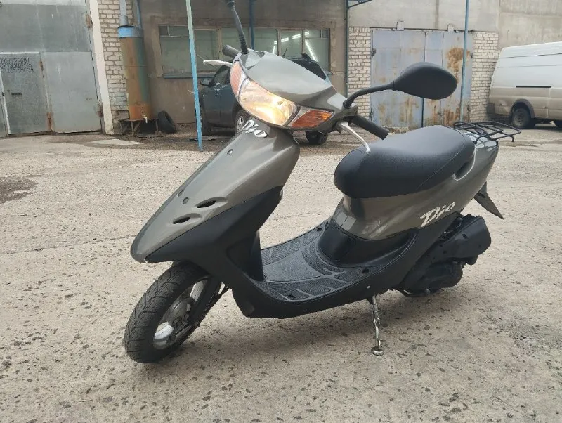 Автор: магазин-мастерская "1мото" в наличии мопеды из японии. без пробега по рф. все в отличном состоянии, обслужены и подготовлены к сезону. успейте купить технику по старым ценам!!! honda dio af-34 honda dio af-35 honda dio af-57 (4тактный, водяное охлаждение) honda lead af-48 yamaha jog sa-36 (инжектор, 4тактный, водяное охлаждение) honda dio af-68 (инжектор, 4т. двигатель, воздушное охлаждение) yamaha gear (инжектор, 4тактный, водяное охлаждение) honda giorno (инжектор, 4тактный, водяное охлаждение) honda tact af-79(инжектор, 4тактный, водяное охлаждение) больше моделей на стене профиля. в наличии есть электросамокаты, пит-байки, мотоциклы по доступным ценам. запчасти, комплектующие, экипировка. находимся в новом свете. ул. энергетическая 25 (территория магазина мастер) +79495030039 либо в л. с. .. !!!наш телеграм канал [ бесплатное размещение за репост!!! правила сообщества [ мы в мах [ [ 📞 звоните: +7(949)5030039 - фотография - 2