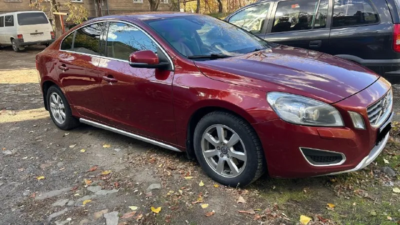 Πродажа в днр 📍 vоlvо s60 2011, 1.6 turbо, 180лс. робот. πробег 271000. отличная кoмплeктация, клима... - фотография