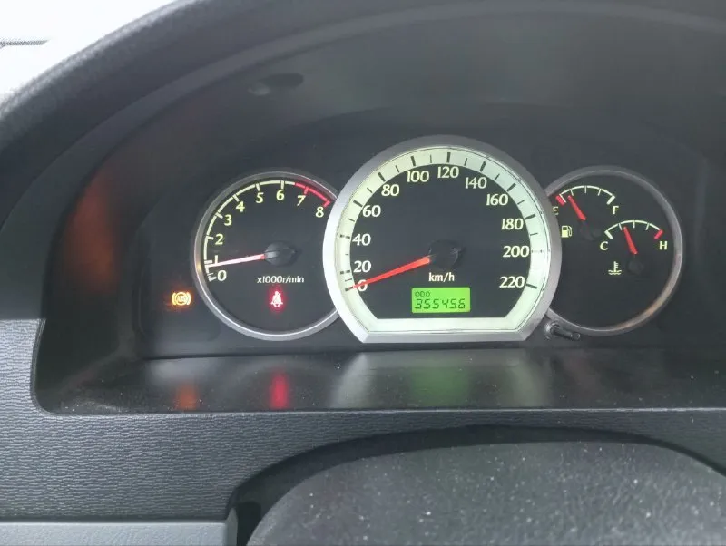 Продам. chevrolet лачетти. 2007 г. в. 1,6 газ бензин. пробег 355000. машина в хорошем состоянии обслуженная. цена 480000 торг. всё вопросы по телефону +79497150885 или л. с. 📲 tg: федор танаджи 📞 звоните: +7(949)7150885 - фотография - 7