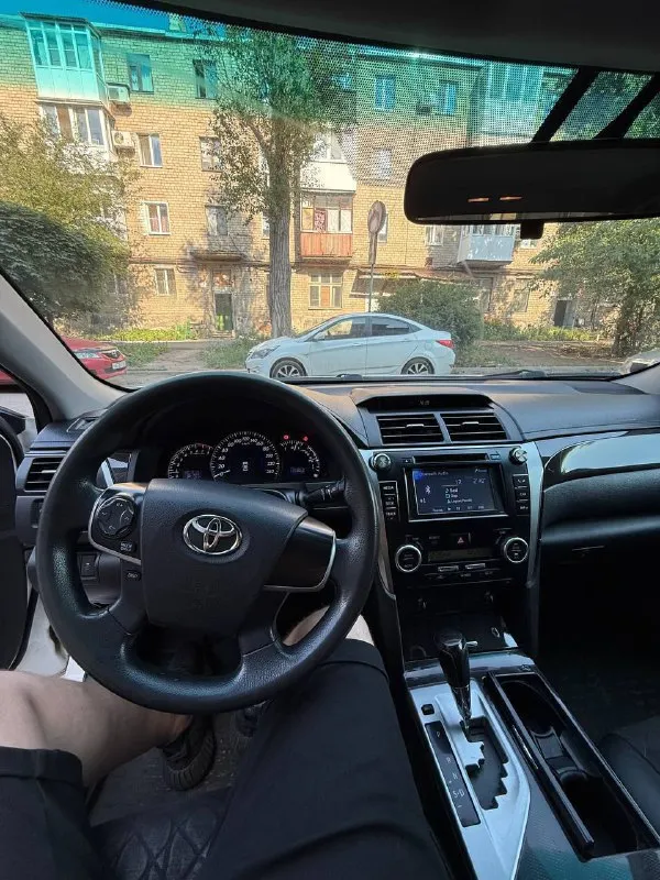 Toyota camry v50 | 2014 год 2.0 автомат | пробег - 145.000 км. авто в отличном состоянии - как технически, так и внешне. вложений не требует. юридически чист, в такси не использовался. салон в чехлах, все то вовремя, масло и расходники менялись по регламенту. цена - 1.290.000₽ машина находится в донецке. телефон: +7(949)100-49-45 📞 звоните: +7(949)1004945 - фотография - 7