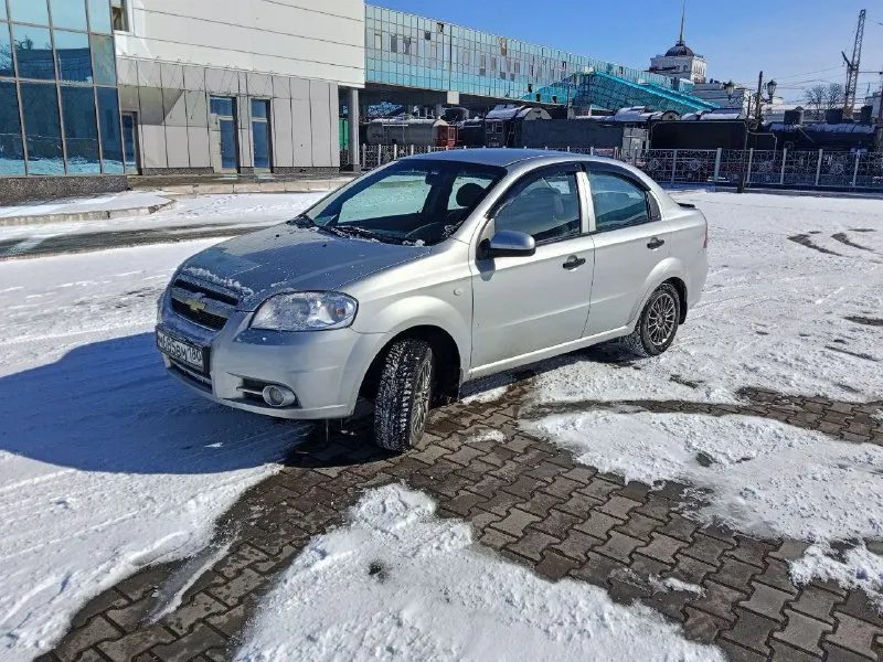 Цена: 550.000 продам chevrolet aveo ( chevrolet авео) год: 2010 мотор: 1.5 пробег : 164 тыс. км. газ евро 4 (вписан), гур, кондиционер, регулировка зеркал, передние электростеклоподьемники. по факту 2 владельца за всю жизнь. машина местная, не пригон. новая резина зима+r15 лето на титанах в комплекте. диагностическая карта готова. по кузову без дыр, дно и пороги целые! стс/птс - оригинал. любое переоформление. г. донецк звоните в любое время +79493152926 +79497969353 📞 звоните: +7(949)3152926 - фотография - 4