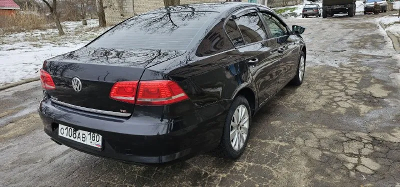 Volkswagen passat b7 2012 года выпуска. цена:999.000₽ двигатель 1.8tfsi акпп: dsg200 пробег:233.000км хороший торг, хорошим людям! все интересующие вопросы по телефону г. мариуполь +79497138247 владимир - фотография - 4