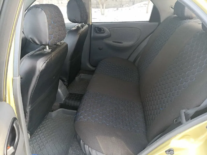 Ланос 2006 год по техническим хорошо по кузову видно на фото ноги не выпадают газ бензин кондиционер эсп гур печка обогрев заднего стекла цз всё работает резина новая музыка простенькая я хозяин донецк цена 200 р торг уместен +79494205072 📞 звоните: +7(949)4205072 - фотография - 6