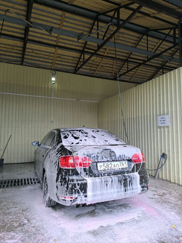 Продам свой автомобиль🚀 jetta 2011г 1,4tsi. механика 6-ти ступка, коробка передач новая, есть гарантия ещё на неё. по кузову надо немного заняться. с продажей не спешу. правая сторона мотора загорелась, из-за того, что бензин выплюнула. подгорела некритично!!машиной надо заниматься. все остальные вопросы в лс. цена 650т. р. (хороший торг) 💸 +79194265467 telegram/max/whatsapp 📲 tg: @military_6 📞 звоните: +7(919)4265467 - фотография - 2