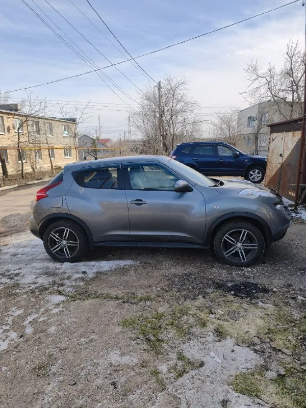 Nissan juke год: 2013 тип кпп: автоматическая пробег: 122582 дополнительная информация: не бита, не крашена по кузову имеются мелкие царапины. 2 комплекта резины на дисках. 2 й хозяин машина в хорошем состоянии, не требует ремонта. сел - поехал(а). цена: 1100000 руб. 📲 tg: сергей, 📞 +79497136180 📞 звоните: +7(949)7136180 - фотография - 2