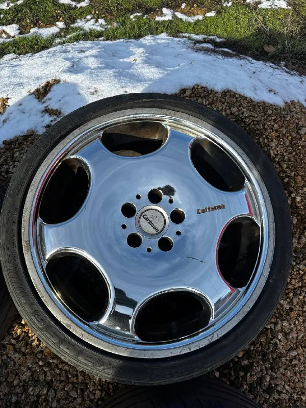 Продам кованные диски carlsson 8.50jx19h2 et40 5x112 диски сделаны в германии, стояли на мерседесе clk320, отдаю с резиной, состояние на фото. г. донецк цена- 70 000₽ (новые 150 000₽) +79044442252 - фотография - 4
