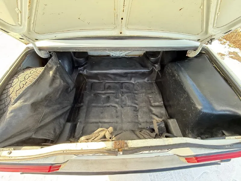 💶 цена: 220000 ₽ 🚘 марка / модель: ваз 2107 📅 год выпуска: 1993 📊 пробег:98.500 км. ⛽ двигатель: бензин 1.5 🔧 тип кпп: механика 5 ступка. 🛞привод: задний. описание: машина в очень хорошем состоянии, технически без вложений вообще. двигатель с коробкой на 5+ вся ходовая новая: все тяги, шаровые, сайлентблоки, амортизаторы, пружины, новые супорта и колодки. дно и пороги заводские, кузов в сварке не нуждается совсем. по электрике всё работает: печка, обогрев заднего стекла, свет, музыка. резина новая, тел +79494007165 донецк 📞 звоните: +7(949)4007165 - фотография - 9