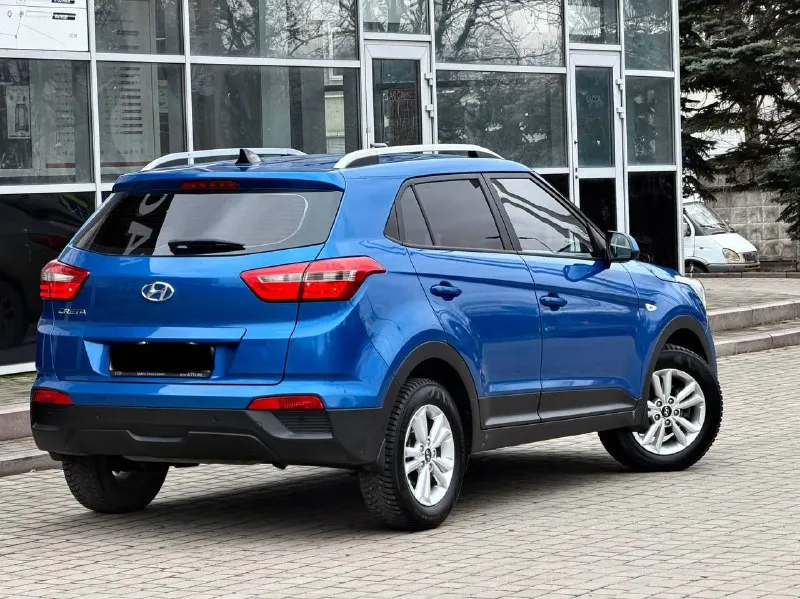Hyundai creta год выпуска - 2016 кпп - автоматическая цена - 1.520.000₽ тел. +79493902663 либо - +7 (949) 679-98-14 продам автомобиль в идеальном состоянии, 1 хозяин из автосалона. не битая и не крашеная ( любые проверки ) простой и экономичный бензиновый двигатель 1.6 в паре с шести ступенчатой автоматической коробкой передач, работают безупречно. по ходовой части на 5+ не требует ни каких вложений. хорошая комплектация: климат-контроль; парктроник; 4эл. стеклоподъемника; подогревы всех сидений; помощь при подъеме и спуске; эл. зеркала; установлена android мультимедиа со всеми современными плюшками и не плохой акустикой; мультируль; антизанос; антибукс; круиз-контроль; камера заднего вида; штатные диски; релинги; biled оптика ( светит шикарно ) чистый и ухоженный не прокуренный салон. сигнализация с автозапуском. запаска не разу не ставилась. родной пробег 174.000км но состояние авто не побоюсь этого слова - как новое. кто захочет ознакомиться 📲 tg: @vladimir_23_23_23 📞 звоните: +7(949)3902663 - фотография - 3