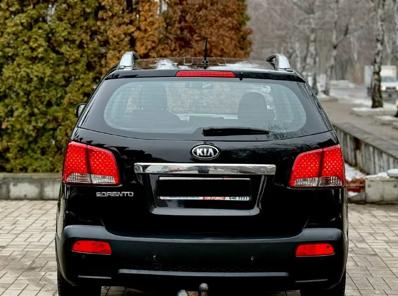 Kia sorento 2011 4wd европейка
Двигатель 2.4 бензин
Коробка обычный автомат
Родной пробег 138000
1 Владелец
Тех осмотр пройден, документы в порядке
Автомобиль в отличном состоянии, двигатель работает идеально, коробка переключает без пинков и задержек, ходовая на 5+, привод полный подключаемый, кузов целый в родном окрасе, без дтп.
Хорошая комплектация:раздельный климат контроль, круиз контроль, эл зеркала с подогревом и складыванием, парктроники, обогрев лобового и заднего стекла, датчики света и дождя, подогрев сидений, помощь при вождении, bluetooth aux и еще много чего.
Цена 1415 000
Возможен торг
+79495035528
Донецк - фотография - 4