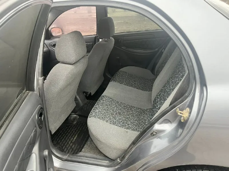 Продам chevrolet lanos 2008 год пробег :124000 цена :270000 автомобиль в достойном состоянии для своих лет. с реальным пробегом 124000км больше стояла в гараже, чем ездила. комплектация sx с кондиционером, подушками безопасности, полным электропакетом. технически автомобиль в идеальном состоянии. едет как новая. хорошая резина. машина чистая, документы в полном порядке, готова к переоформлению. детальней по телефону. г. донецк телефон: +79790263716 +79494378767 - фотография - 8