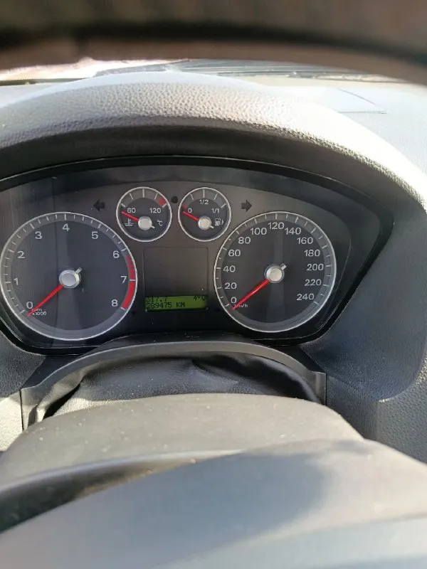 Цена:450 торг 📮 город:енакиево 🚘 марка / модель:форд с-мах 📅 год выпуска:2006 📊 пробег:286 тысяч ⛽ двигатель (тип, объем, мощность):2.0 ✅ vin код: 🔧 тип кпп:механика 👨‍⚖ владельцев в птс:1 ⏳ срок владения:7 год 📝 описание:вложений не требует, автомобиль хозяйский, сигналка старлайн ☎ контактный телефон:+79495157950 - фотография - 7