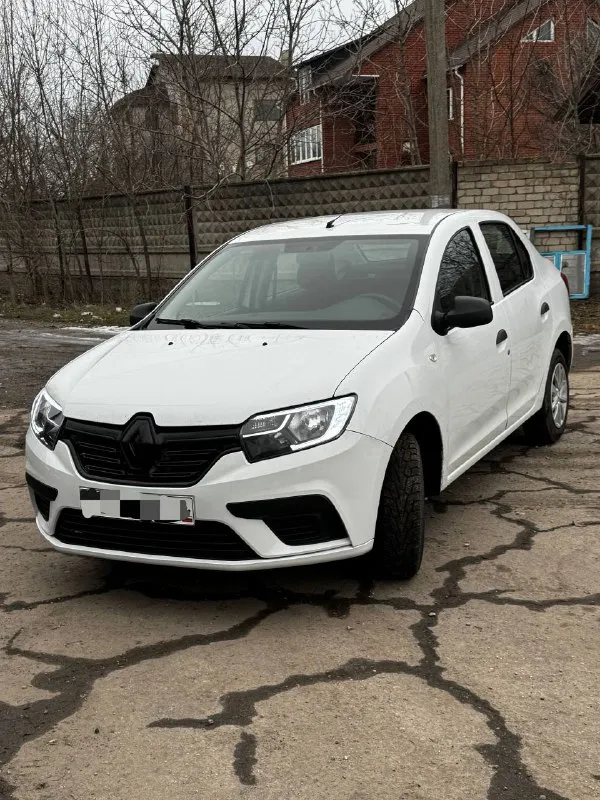 Renault logan 2019 год 1.6 мотор пробег 107.000 цена 595.000 рублей + торг комплектация access пробе... - фотография