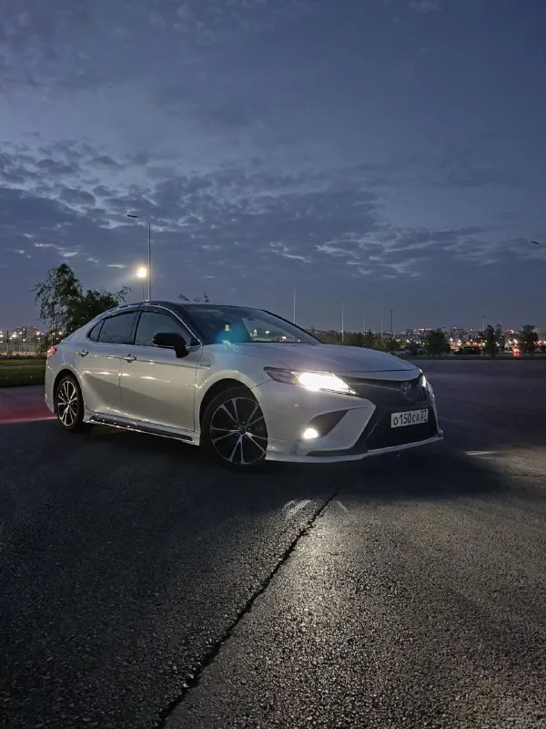 Toyota camry hybrid, 2019 г. в., правый руль. 2,5 л. , 243 л. с., вариатор, передний привод, 81 т. км. один хозяин. идеальное состояние. 2 899 000р. ростов-на-дону. 89092589600 - фотография - 3