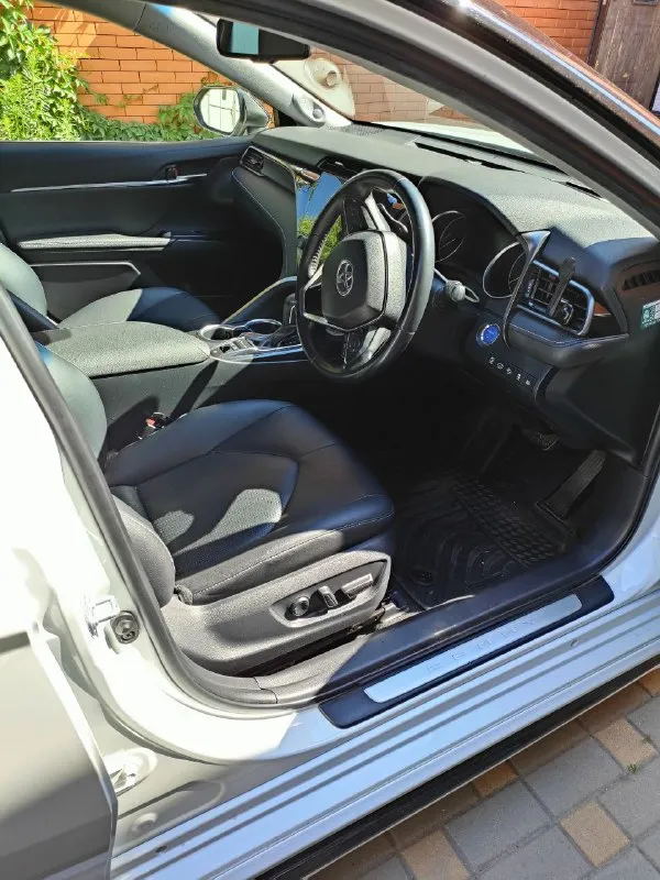 Toyota camry hybrid, 2019 г. в., правый руль. 2,5 л. , 243 л. с., вариатор, передний привод, 81 т. км. один хозяин. идеальное состояние. 2 899 000р. ростов-на-дону. 89092589600 - фотография - 7