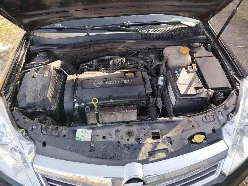 Продам машину в отличном состоянии opel astra h 2009, двигатель 1.6, коробка механика, установлено евро-4, вписано в тех. паспорт, обслужена полностью, я хозяин. т. о. пройдено, карта на руках, комплект летней резины на титанах, донецк, будёновский район, цена 590 тыс. рублей, 79490680920 александр 📞 звоните: +7(949)0680920 - фотография - 8