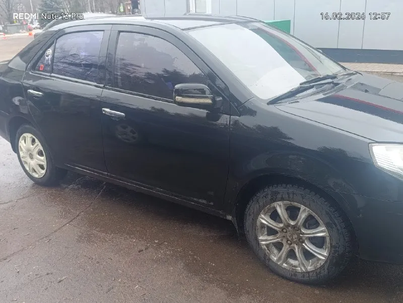 Продаю geely мк мотор 1.6 2008года. газ, бензин. 4 стекла подьемника, кондиционер работает единственое надо заправить фрион. с моторм всё хорошо, ремень менялся 2 месяца назат. покузову варилась, дно пороги новый ценкованый, еимеються рыжики, не успел все исправить. есть хорошая музыка, но сам буфер заберу, оставляю динамики апокалипсис, усилитель пионер 8 кональный. цена:300,000 тысяч, + торг. +7 (949) 807-83-53 📞 звоните: +7(949)8078353 - фотография - 3