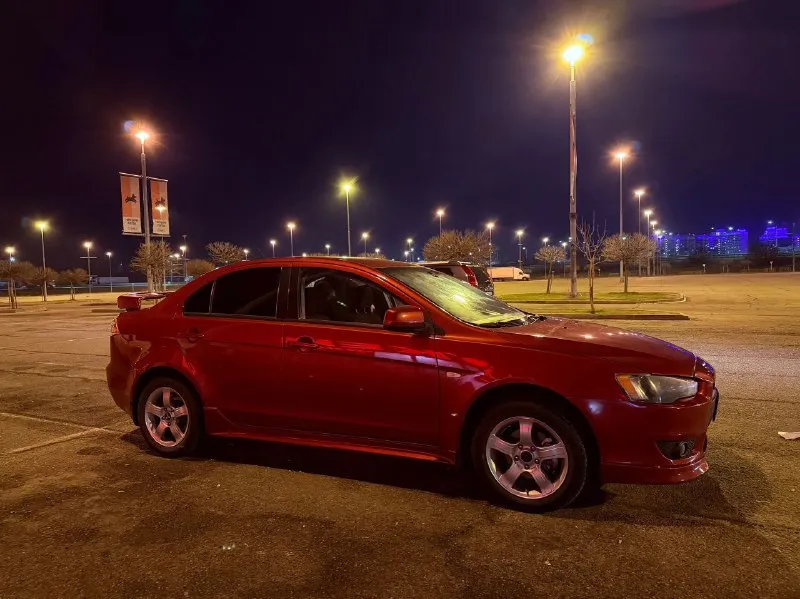 Mitsubishi lancer x 2008 г 1,5 двигатель второй владелец выглядит привлекательно и приятно не гнилая... - фотография