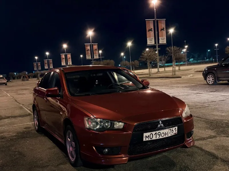 Mitsubishi lancer x 2008 г 1,5 двигатель второй владелец выглядит привлекательно и приятно не гнилая диски r16 нa почти новой зимней резине двигатель шепчет(масло не ест) пробег реальный -147 тысяч кондиционер работает полноценно коробка переключает мягко и плавно на лобовом пара мелких царапин( не критично) салон в прекрасном состоянии, очень просторный, прям очень просторный подогревы все работают мульти руль работает документы чистые (без проблем ставить на учет вперед и с песней) страховка торг вменяемому покупателю, цена вполне адекватная, ни какие обмены не интересуют без дела не беспокоить, только заинтересованным и финансово подготовленным людям писать! 750.000 +79498240679 📞 звоните: +7(949)8240679 - фотография - 2