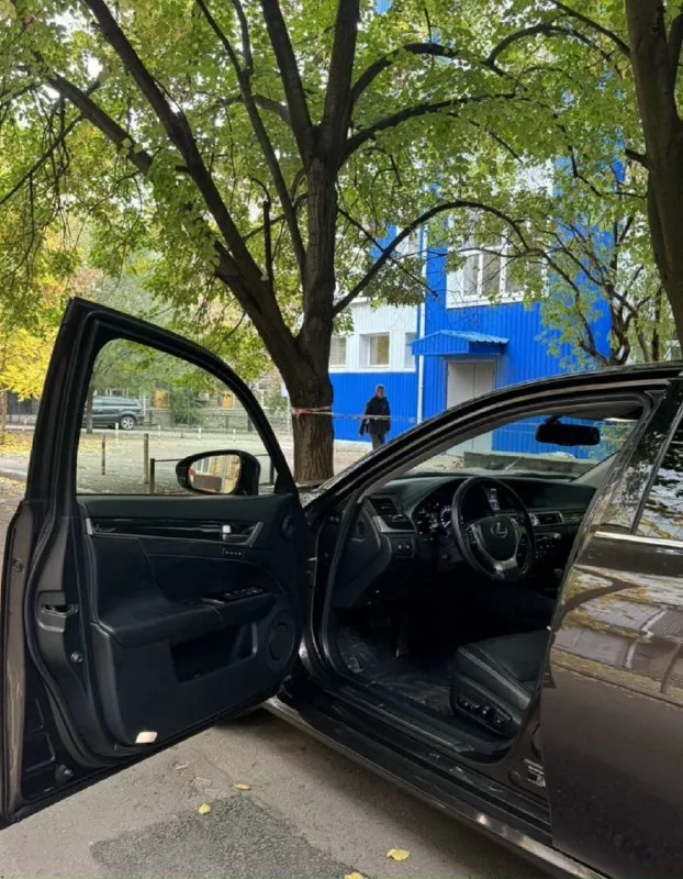 Продам личный автомобиль lexus gs350 2012 машина в хорошем состоянии, 200км назад было сделано то и замена колодок в круг, на свежей летней резине ничего не стучит не гремит, коробка переключает без пинков за машину не стыдно цена 2.400.000 разумный торг +79495055577 📞 звоните: +7(949)5055577 - фотография - 5
