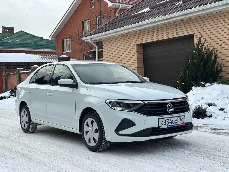 Доброго времени суток!продам верного друга, volkswagen polo, лифтбэк 2021год.1.6.акпп эксплуатировался автомобиль с 2022года☝птс оригинал 2 собственника. состояние идеальное у машины, дилерская (местная), реагентов, никогда не видела, не москва не питер, на автомобиле не подкрашивалось ни одной точки, 100% гарантирую. готов абсолютно на любые проверки! светодиодные led фары, подогрев и электро регулировка зеркал, подогрев передних сидений, бортовой компьютер, мультимедиа с поддержкой apple-connect. автомобиль в такси и каршеренге никогда не был!!! оригинальный пробег 116.700,по технике в идеальном состоянии, вся обслужена и готова к дальнейшей долгой эксплуатации. дополнительно готов предоставить видео обзор автомобиля и дополнительные фото. 1🍋460 +79895329511 what's app, telegram ✅ - фотография - 1