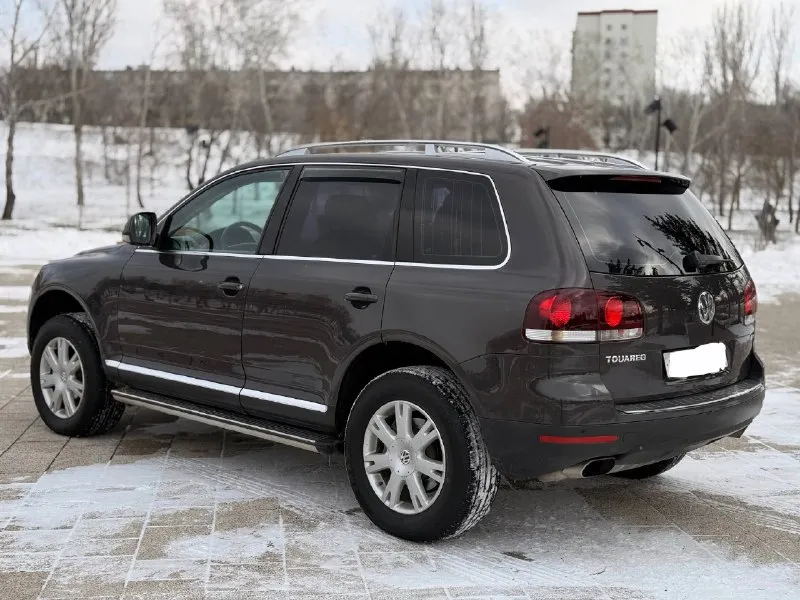 🚙марка: volkswagen touareg ⚙️двигатель: 3.6 ⛽️вид топлива: бензин 📅год выпуска: 2008 💴цена: 1170.000руб торг 🗺️пробег:250.000км 📦:кпп :автомат в продаже volkswagen touareg в отличном состоянии весь в заводском окрасе все стекла родные автомобиль обслужены прошел полное то мотор без ли либо каких нареканий автомат также в отличном состоянии вложения автомобиль абсолютно не требует автомобиль чистый готов к любому переоформлению комплектация круизконтроль двухзонный климат контроль подогрев сидений задних передних обогрев руля электрорегулировка сидений электрозеркала датчик дождя датчик света обогрев заднего стекла переднего обогрев зеркал боковых мультируль все остальные доп вопросы 📞 на этом номер есть +7 (949) 753-36-84 есть telegram 📍•город мариуполь 📞 звоните: +7(949)7533684 - фотография - 5