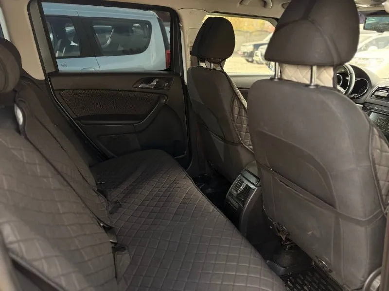 Продам skoda yeti. год: 2010🔥🔥 объем: 1.2 tsi🚀🚀 пробег: 190.000🤌 коробка: ат🥱 двигатель автомобиля после капитального ремонта, ещё на обкатке. коробка dsg заменен мехатроник, установлено новое сцепление и маховик. в родном окрасе. обслуженный автомобиль. комплектация: музыка bollero, полный электро стекло пакет, электро регулировка, складывание зеркал, подогрев зеркал, подогрев заднего стекла, задние парктроники, мультимедия с bluetooth, подогрев передних сидений, кондиционер, датчик света/дождя, круиз-контроль. цена: 830.000 российских тугриков😁 +79499790921. 📞 звоните: +7(949)9790921 - фотография - 8