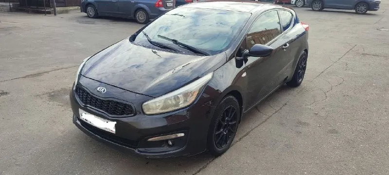 Продам kia ceed jd, купе, 1.6, механика, 130 тыс. Пробег, 125 л. С. , 2016 г. В. Я второй собственник, владею авто с 2021 года. Бережно и аккуратно эксплуатировалась, своевременно обслуживалась. Шустрая, харизматичная и надёжная машина. 950 тысяч рублей. Торг у капота. Донецк. 79497942123.
📞 Звоните: +7(949)7942123 - фотография - 2