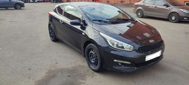 Продам kia ceed jd, купе, 1.6, механика, 130 тыс. Пробег, 125 л. С. , 2016 г. В. Я второй собственник, владею авто с 2021 года. Бережно и аккуратно эксплуатировалась, своевременно обслуживалась. Шустрая, харизматичная и надёжная машина. 950 тысяч рублей. Торг у капота. Донецк. 79497942123.
📞 Звоните: +7(949)7942123 - фотография - 3