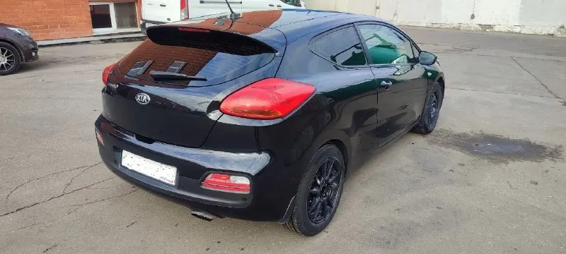 Продам kia ceed jd, купе, 1.6, механика, 130 тыс. Пробег, 125 л. С. , 2016 г. В. Я второй собственник, владею авто с 2021 года. Бережно и аккуратно эксплуатировалась, своевременно обслуживалась. Шустрая, харизматичная и надёжная машина. 950 тысяч рублей. Торг у капота. Донецк. 79497942123.
📞 Звоните: +7(949)7942123 - фотография - 4