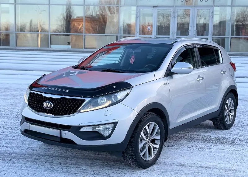 Kia sportage рестайлинг
2014Г бензин 2.0 автомат
Автомобиль весь в заводском окрасе!!!!
Мотор работает тихо как на холодную так и на прогретую!!!
Очень комфортный автомобиль и есть все для комфортного вождения!!!
Камера заднего вида,
Парктроник,
Подогрев сидений передних и задних,
Подогрев руля,
Климат/контроль,
Круиз/контроль,
Мульти руль,
Датчик дождя,
Авто свет,
4Wd подключаемый полный привод!!!
С документами полный порядок!!!
Есть диагностическая карта помогу переоформить в мрэо!!!!!!
Цена 1.360₽ срочно
Все вопросы по тел +79495722131 - фотография - 3