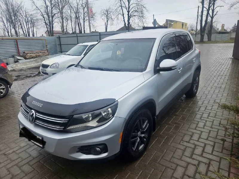 Продам volkswagen тигуан 2012 года, мотор 2 л, бензин, коробка автомат 6 передач, полный привод. все нюансы на фото. цена 1.500🍋 тел. (949) 081-99-80 📲 tg: @kris_09_90 📞 звоните: +7(949)0819980 - фотография - 2