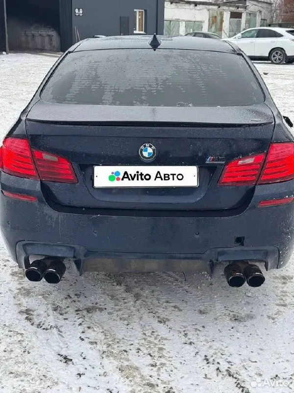 Bmw 5 серия 2.0 ат, 2013, 257 000 км стоит прошивка stage фары от эмки задний бампер также от эмки руль карбон раздвоенный выхлоп в комплекте также отдам оригинальные 20 диски с резиной штатный руль магнитола андроид штатные фары писать в телеге +79493387295 1,6 без торга - фотография - 6