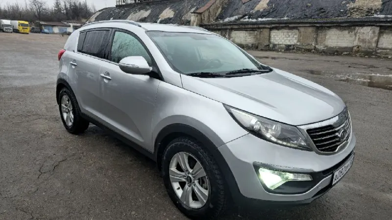 Семейный автомобиль kia sportage 2011
Vin u5ypc811bcl102728
2.0 At (150л. С)
Двухзонный климат контроль
Мультируль
Круизконтроль
Подогрев всех сидений
Автоматическое складывание зеркал
Bluetooth
Установлена сигнализация с автозапуском
2 Ключа
2 Комплекта резины
Новый аккумулятор
Полное переоформление в мрэо
Цена 1 300 000 + торт
+79494492860 Татьяна
Макеевка
📞 Звоните: +7(949)4492860 - фотография - 7