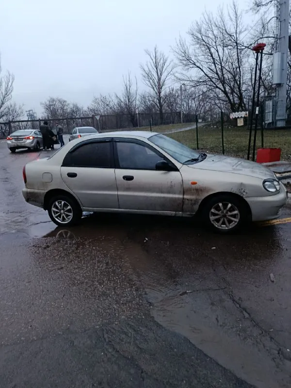 Продаётся chevrolet lanos ✅ новая ходовая часть ✅ каждый день на ходу ✅ двигатель после капитального ремонта ✅ пробег всего 80 тыс. км ✅ работают кондиционер, печка, гур ✅ хорошая музыка в комплекте ✅ ухоженный салон ❗ из недостатков только одно мятое крыло ❗ 📞 звоните по вопросам и осмотру автомобиля: +7 (949) 048-27-02 ✅ двигатель после капитального ремонта ✅ пробег всего 80 тыс. км ✅ работают кондиционер, печка, гур ✅ ухоженный салонон в комплекте хорошая музыка ✅ ухоженный салон ❗ из недостатков только одно мятое крыло ❗ 📞 звоните по вопросам и осмотру автомобиля: +7 (949) 048-27-02 💬 торг возможен только у капота и только обоснованный! ⚖️ цена: 450 рублей. 📞 звоните: +7(949)0482702 - фотография - 5