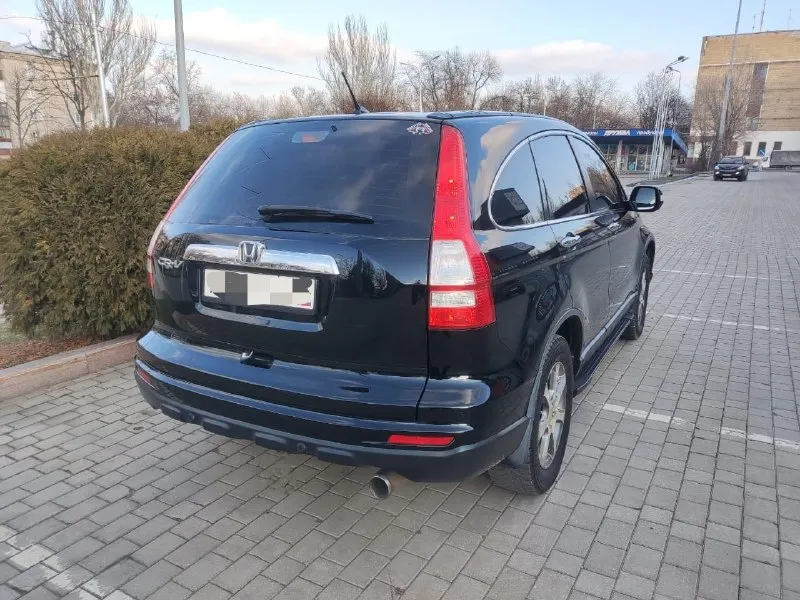 Продам honda cr-v iii рестайлинг год выпуска - 2012 двигатель - 2.0 бензин - автомат привод полный цена - 1270.000₽ тел. +7 949 538-35-47 автомобиль в хорошем состоянии мотор работает без нареканий масло не расходует коробка передач без нареканий едет бодро ходовая часть без посторонних шумов и стуков чистый ухоженный салон хорошая комплектация описывать можно очень долго в машине есть абсолютно всё 4 стеклоподъёмника складывание зеркал двух зонный климат-контроль кондиционер мульти руль круиз контроль датчики света датчики дождя подогрев сидений все работает в штатном режиме любое оформление в мрэо осмотр город донецк 📞 звоните: +7(949)5383547 - фотография - 4