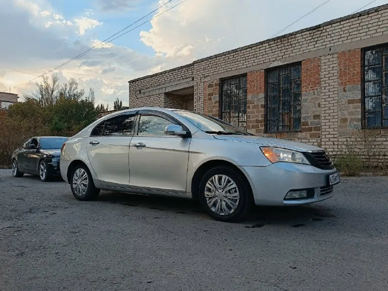 ❗❗❗цена 400 т. р ❗❗❗продам geely emgrand ec7 2013 механика пробег 172 дно целое. ходовка перебранная ухожанный чистый салон. зимняя новая резина + лето - стеклоподьëмники - прогрев заднего стекла и зеркал - подогрев передних сидений - кожаный салон - хорошая музыка, экран - камера заднего вида экран - кондиционер ( заправленный) - печка очень хорошо греет - парктроники работают возможность просмотра в ближайших городах г. торез все интересующие вопросы в лс или по номеру телефона +79497149776 telegram : +7949 535 00 34 📞 звоните: +7(949)7149776 - фотография - 1