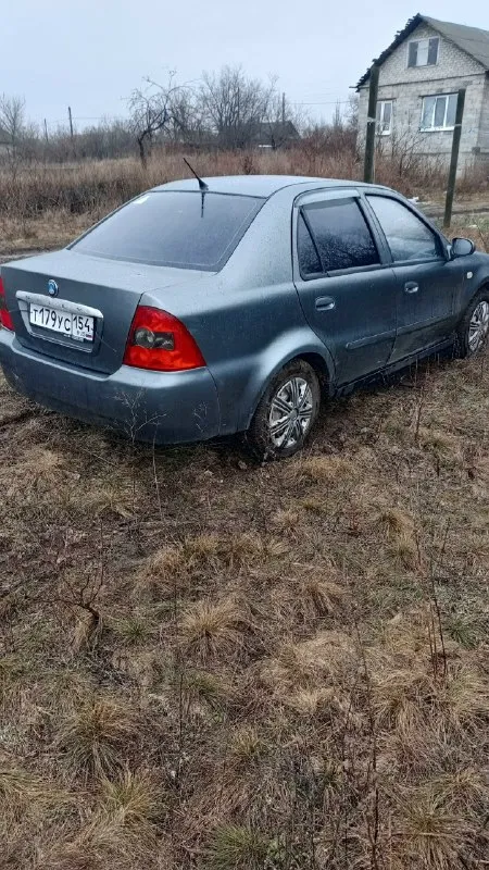 Продам свою машину джили ск 2007 год. я второй хозяин (собственник) новосибирский учет. оформлял ее в енакиево тех осмотр пройден документы в порядке пробег 166 т отличный заводской двигатель как на тойоте. двигатель 5а. не прихотливый и надежный. у нас их называют (миллионники) хорошее техническое состояние. 4 эсп музыка простая гур кондиционер резина зима лето авто не гнилое пороги днище все в порядке. продаю только с переоформлением. авто находится в корсуни цена: 255.000тысяч рублей. +7949-480-43-45 📞 звоните: +7(949)4804345 - фотография - 3