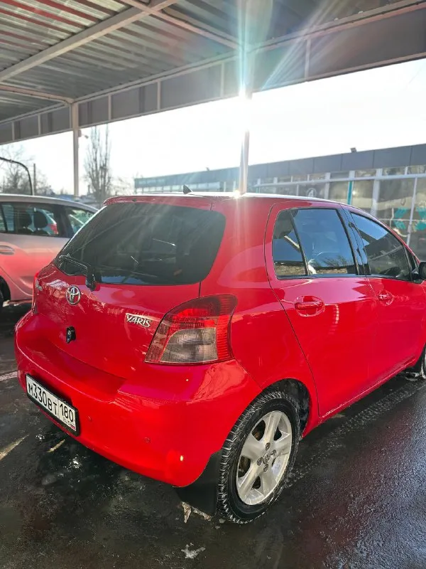 Продам tayota yaris 2008 г объем 1.4 пробег 152 000 тысячи, оригинального пробега, не крученый 2й владелец, по рф 1й, машина была куплена первым владельцем в автосалоне в донецке коробка полноценный автомат, не робот по кузову есть незначительные косяки которые спокойно убираются не гнилая, ржавчины нет мотор без нареканий, ходовая, коробка новая зимняя резина модельные чехлы, салон в хорошем состоянии цена 700 тысяч, торг донецк телефон +79493176543 - фотография - 6