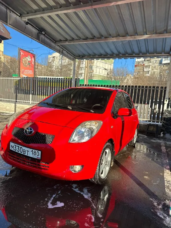 Продам tayota yaris 2008 г объем 1.4 пробег 152 000 тысячи, оригинального пробега, не крученый 2й владелец, по рф 1й, машина была куплена первым владельцем в автосалоне в донецке коробка полноценный автомат, не робот по кузову есть незначительные косяки которые спокойно убираются не гнилая, ржавчины нет мотор без нареканий, ходовая, коробка новая зимняя резина модельные чехлы, салон в хорошем состоянии цена 700 тысяч, торг донецк телефон +79493176543 - фотография - 8