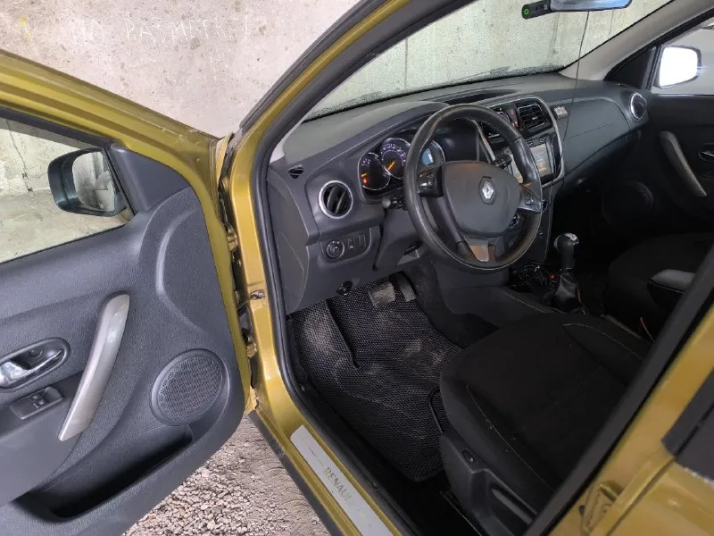 Продам авто renault sandero stepway 2. 2017 год на автомате 1.6 бензин пробег 156000 км 2 владельца ничего не снималось, не крутилось. по состоянию на отлично, мотор и коробка обслужены. 2 ключа. новая зимняя резина. по комплектации: автозапуск, подогрев сидений, зеркал, ловобое, заднее стекло. климат-контроль. круиз-контроль. парктроники зад. можно выставить ограничение скорости. большая мультимедиа с навигацией, bluetooth, aux, usb, radio. туманки. мультируль. полный электропакет. максимальная комплектация данной модели. цена:1.000.000 торг +79493700194 📞 звоните: +7(949)3700194 - фотография - 9