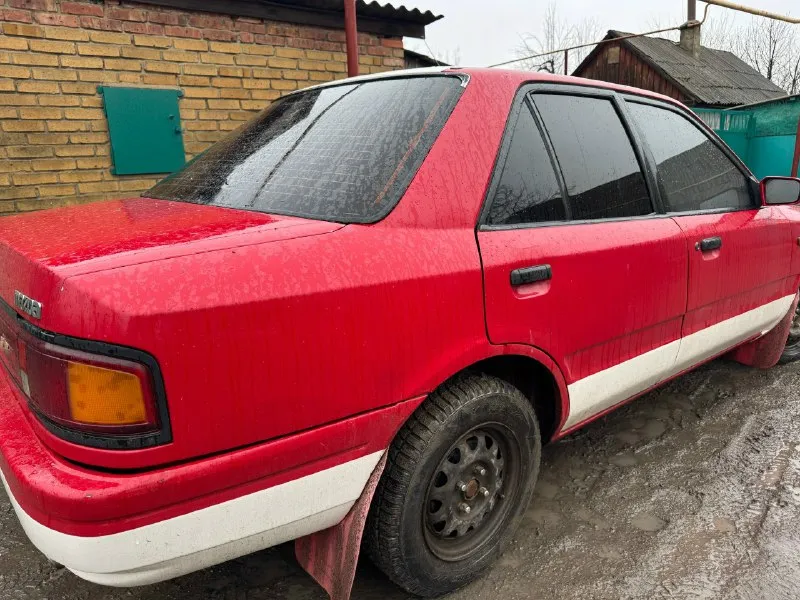 Mazda 323 1999г. р. доки все есть. 180 учёт. двигатель только поставлен 1.3 контракт. свежая краска... - фотография