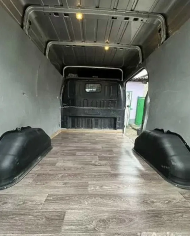 Продам ford transit 2008г. цена 1550000пробег 240тыс. км, пробег родной, я 2 хозяин, машина полностью обслужена, делать ничего не нужно, летняя резина новая, android магнитола с камерой, датчик света, дождя, круиз, помощь при трогании на подъёме, рыжыков нет, есть пару косметических подкрасов, больших грузов не видела, машина семейная не рабочая, любые проверки за ваш счет. +79494077944 📞 звоните: +7(949)4077944 - фотография - 4