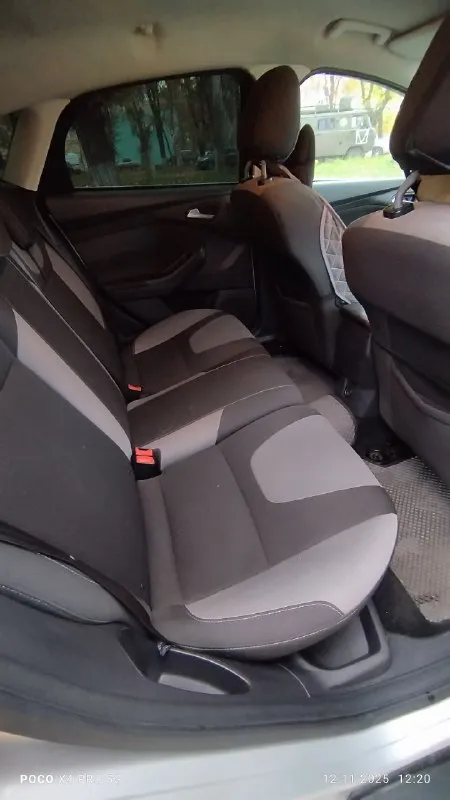 Продам ford focus 1.6 2012г. 125л. с пробег 230000 цена 720т. р. автомобиль в хорошем состоянии, но не новый! всё работает!хорошая комплектация, кондиционер работает! печка работае! обогрев лобового стекла, зеркал, всё работает! зимняя резина, летняя в комплекте! комплектация: - кондниционер. - андроид - мультируль. - регулировка и обогрев боковых зеркал. - передние и задние стеклоподъемники. -автозапуск. +79496134476 - фотография - 2