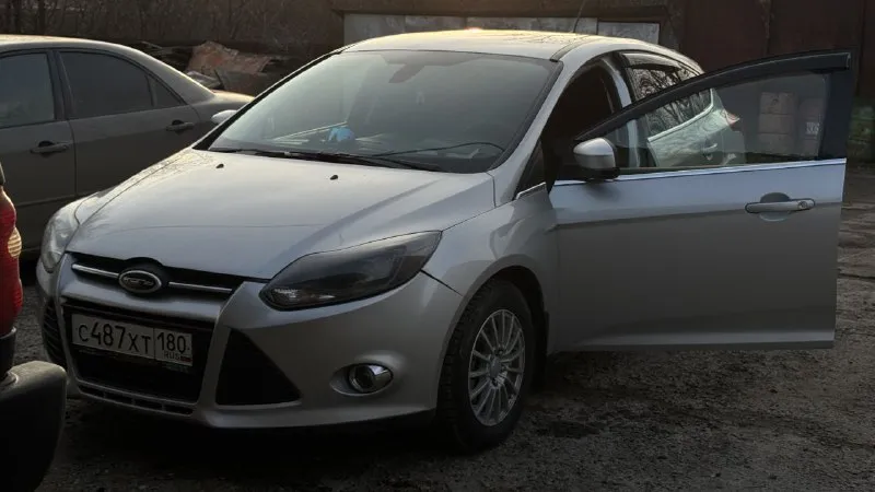 Продам ford focus 1.6 2012г. 125л. с пробег 230000 цена 720т. р. автомобиль в хорошем состоянии, но не новый! всё работает!хорошая комплектация, кондиционер работает! печка работае! обогрев лобового стекла, зеркал, всё работает! зимняя резина, летняя в комплекте! комплектация: - кондниционер. - андроид - мультируль. - регулировка и обогрев боковых зеркал. - передние и задние стеклоподъемники. -автозапуск. +79496134476 - фотография - 9