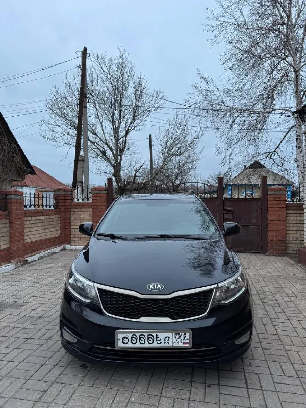 Kia rio iii рестайлинг 2015 года
Родной пробег 194 тысячи км, подтвержден автотекой
Двигатель 1.4 бензин, автоматическая коробка передач, всё работает отлично
Подвеска в отличном состоянии, без посторонних шумов
Масло менялось каждые 7-8 тысяч
Машина не требует никаких вложений, полностью обслужена, сел и поехал
Кондиционер, печка, подогревы сидений и руля, магнитола - всё работает без нареканий
Дополнительно установлены задние парктроники, камера заднего вида и андроид планшет, сигнализация старлайн
Салон в чехлах большую часть времени, сиденья в отличном состоянии
У авто абсолютно зеленая история автотеки, в такси никогда не работала, и не использовалась в коммерческих целях
Машина на хорошей зимней резине
Стс, птс оригинал на руках, всего 2 владельца, юридически чистая, без штрафов, буду присутствовать в мрэо
Дополнительные фото пришлю по запросу, пишите
Цена - 990 тысяч рублей, торг уместен при осмотре
Пролетарский район, моспино
Звоните +7949802041
📲 Tg: @maks_dons
📞 Звоните: +7(949)8020416 - фотография - 2